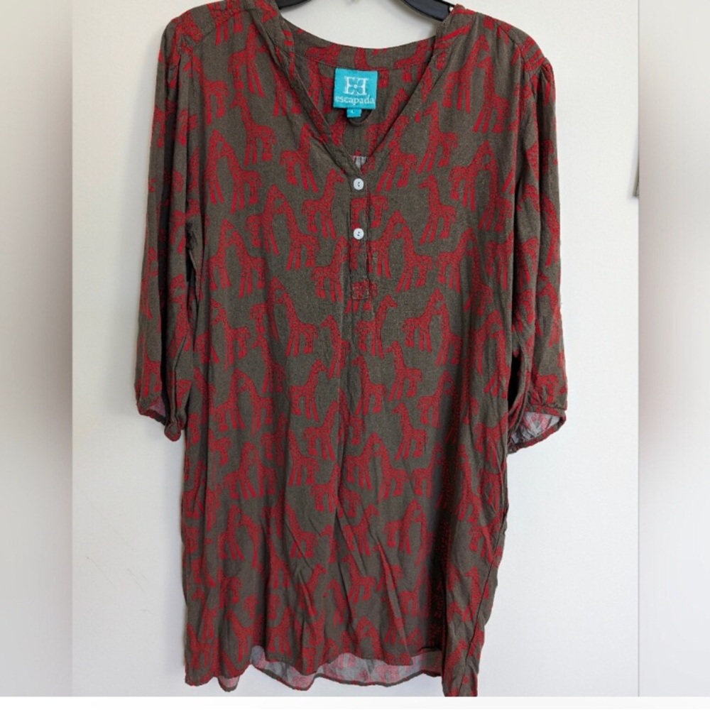 Escapada Red Relaxed Giraffe Tunic with Pockets